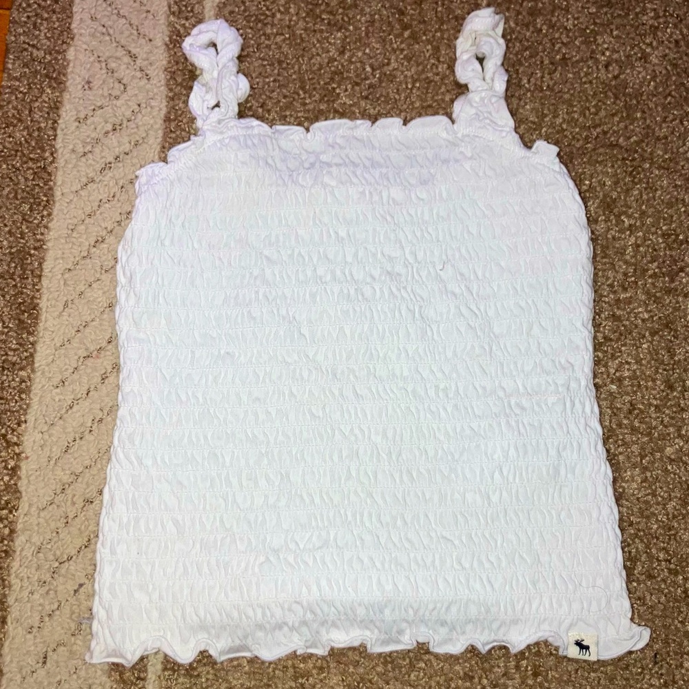 Stretchy cute, comfortable Abercrombie and Finch kid girl top x